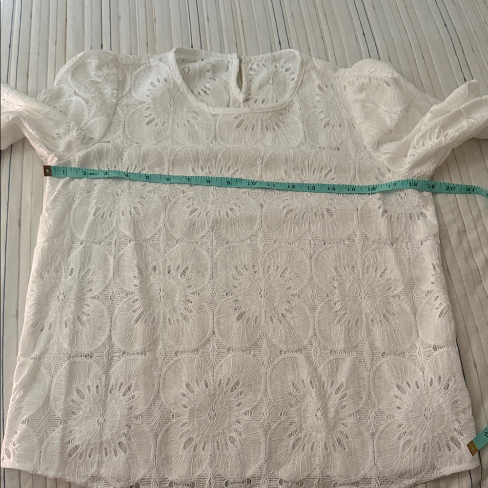 Cupshe White floral eyelet Blouse with trumpet sleeves - Picture 8 of 11